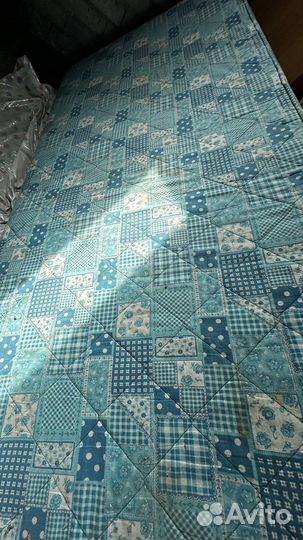 Кровать односпальная с матрасом б/у