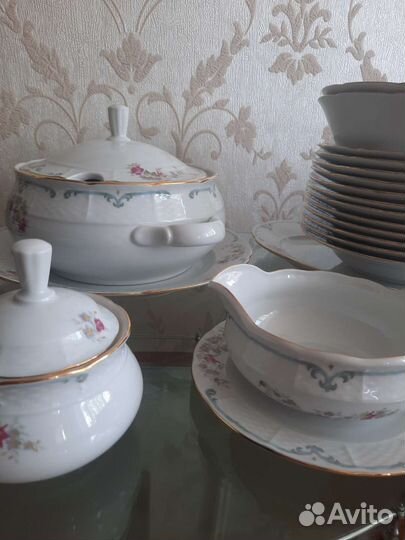 Столовый сервиз от Thun 1794 на 12 персон