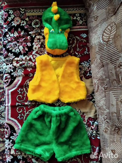 Новогодний костюм дракона