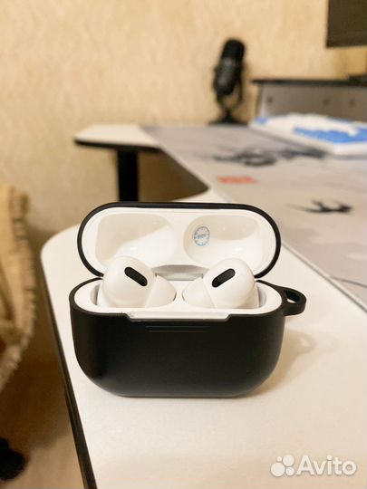Беспроводные наушники airpods pro