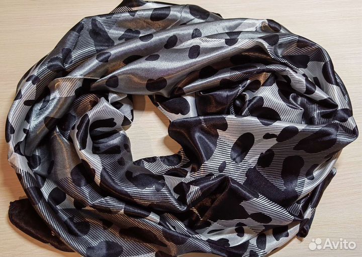 Шелковый платок женский