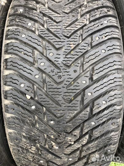 Nokian Tyres Hakkapeliitta 8 235/45 R18 98T