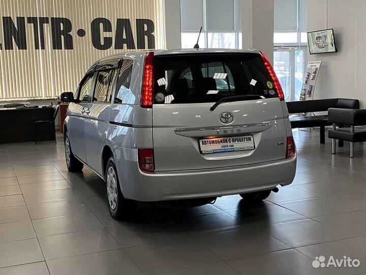 Toyota Isis 1.8 CVT, 2010, 125 504 км