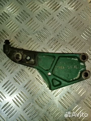 Кронштейн ролика натяжителя volvo D13А/ Renault