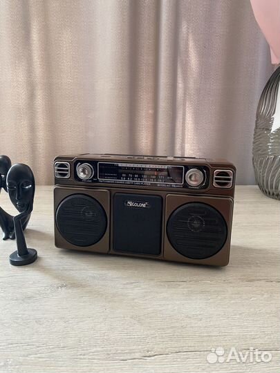 Радиоприемник в стиле ретро
