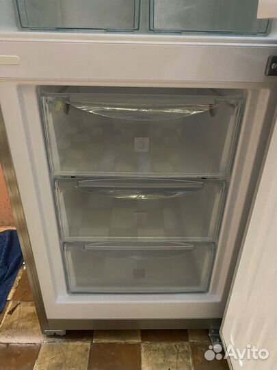 Холодильник Liebherr