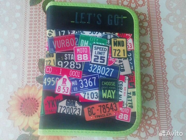 Пенал школьный