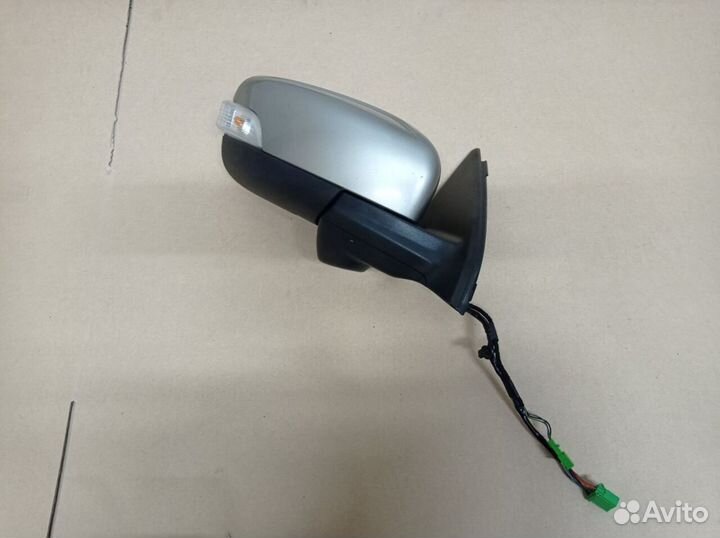 Вольво XC60 зеркало правое в сборе c блис