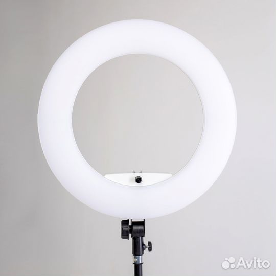 Кольцевая лампа по соц. контракту