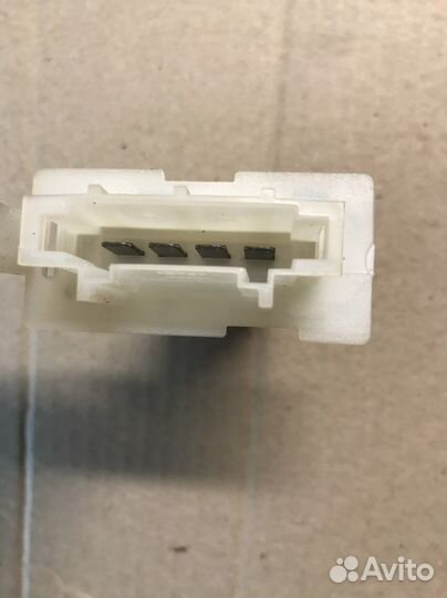 Реостат печки Renault Logan Duster