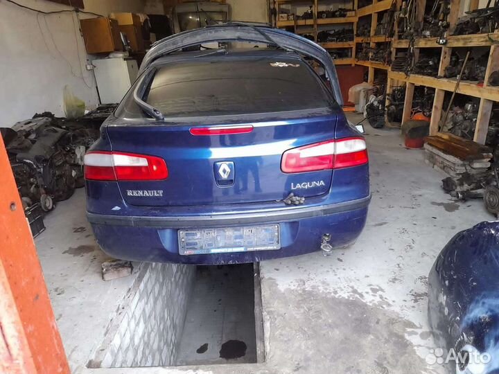 Передние крылья Renault laguna 2