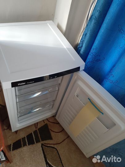 Морозильная камера бу Haeir HF-82WAA