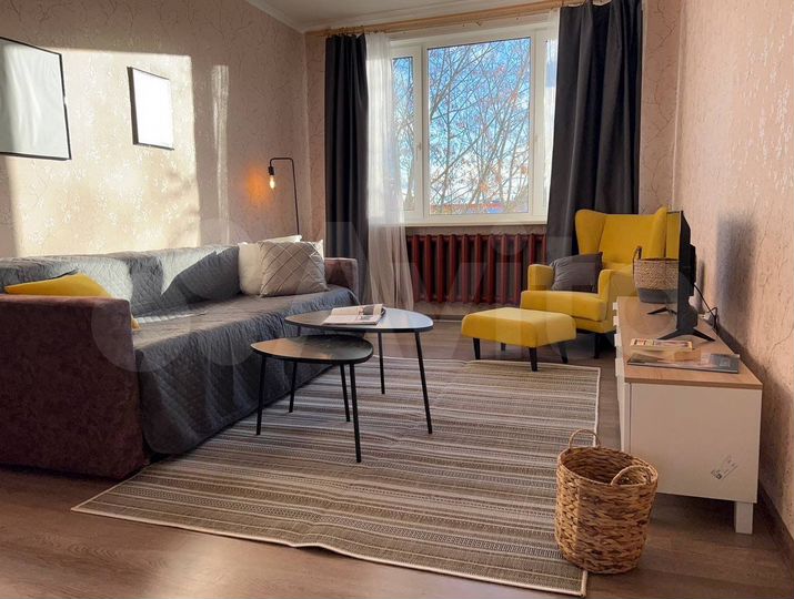 2-к. квартира, 52 м², 5/5 эт.