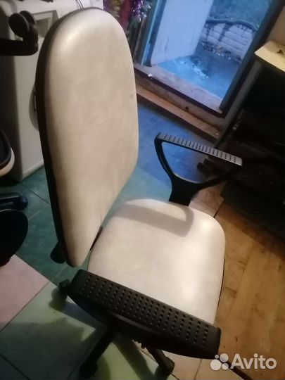 Компьютерное кресло