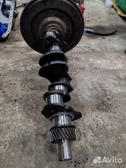 Коленвал с поршневой и шатунами умз4216 номинал