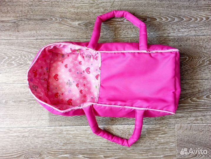 Игрушечная коляска для кукол