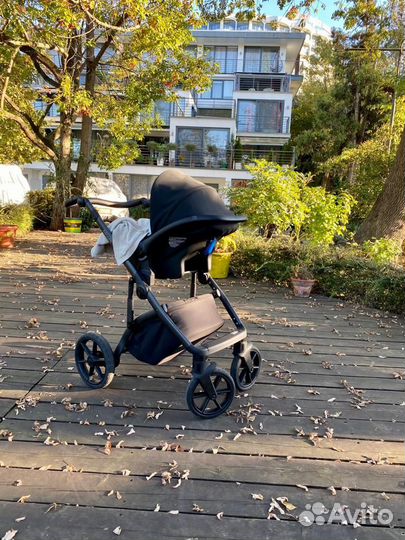 Коляска 3 в 1 Roan