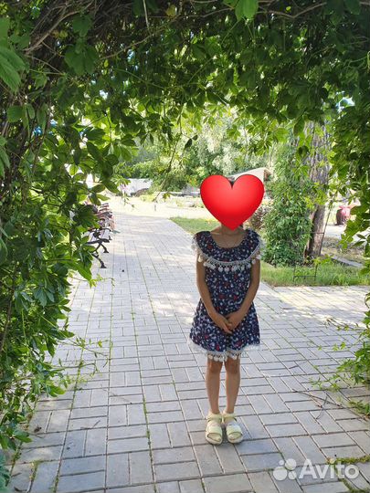 Платье на девочку 5-7лет