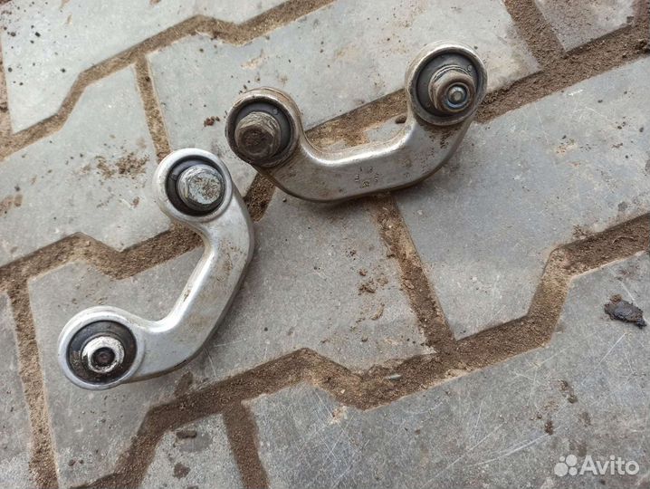 Стойка стабилизатора Ауди А6 С5