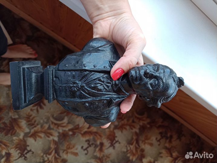 Суворов каслинское литье