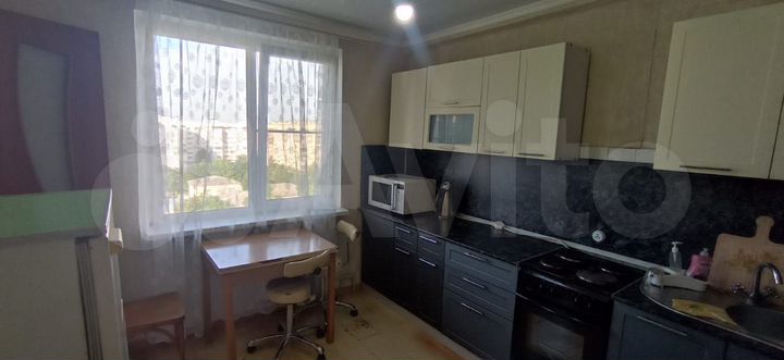 2-к. квартира, 52 м², 9/9 эт.