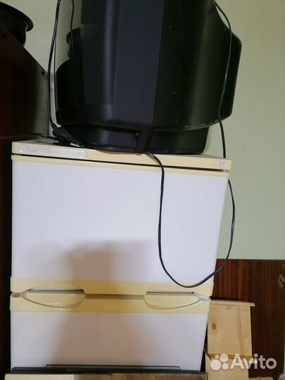 Холодильник, телевизор