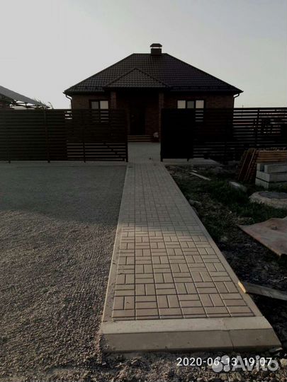 Укладка тротуарной плитки