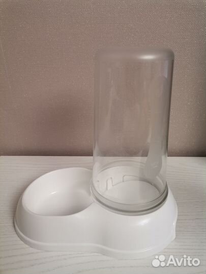 Поилка-миска с дозатором Ferplast 1500 мл