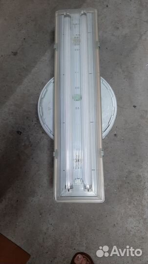 Светильники дневного света с лампами