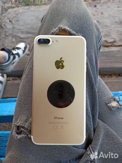 Телефон iPhone 7 plus