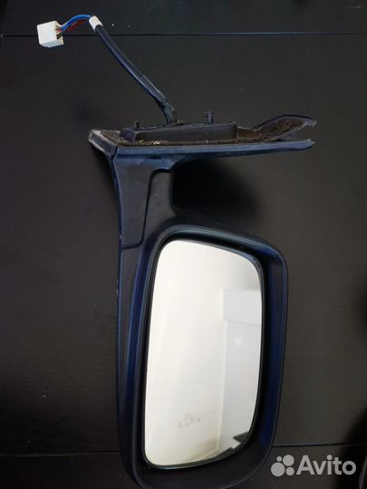 Зеркало заднего вида бу на Toyota Avensis 2007