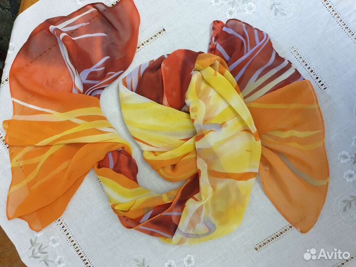 Кружевная шаль и шифоновый палантин