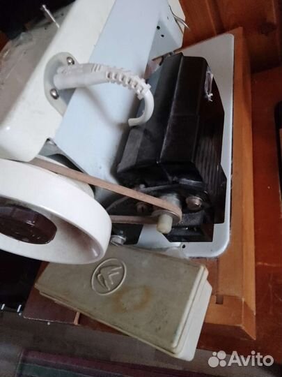 Швейная машина Чайка 134
