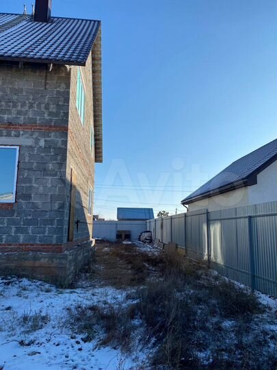 Дом 180 м² на участке 6 сот.