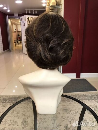 Натуральный парик с имитацией кожи головы