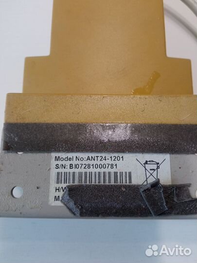 Две Wi-Fi-антенны D-Link ANT24-1201