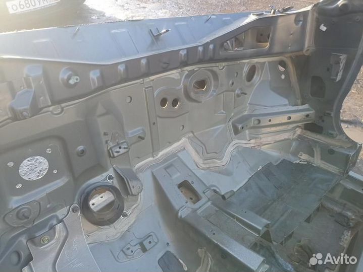 Передняя часть кузова Nissan Teana J31