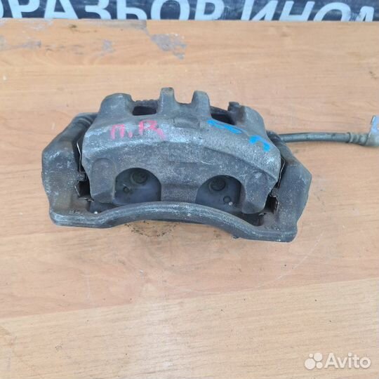 Суппорт тормозной передний правый Kia Mohave 1