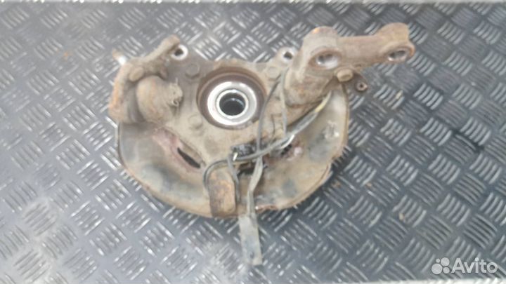 Ступица передняя правая Toyota RAV4 4355042020