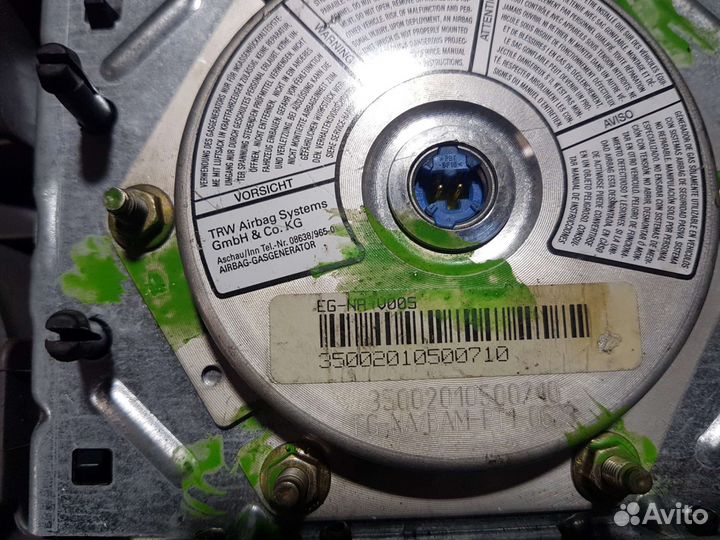 Подушка безопасности в руль Toyota Corolla E11