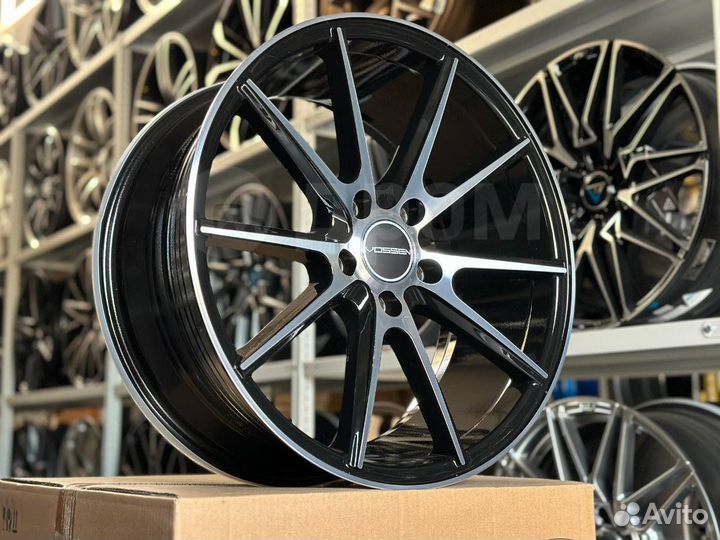 Диски 5*105 R17 Vossen VFS1