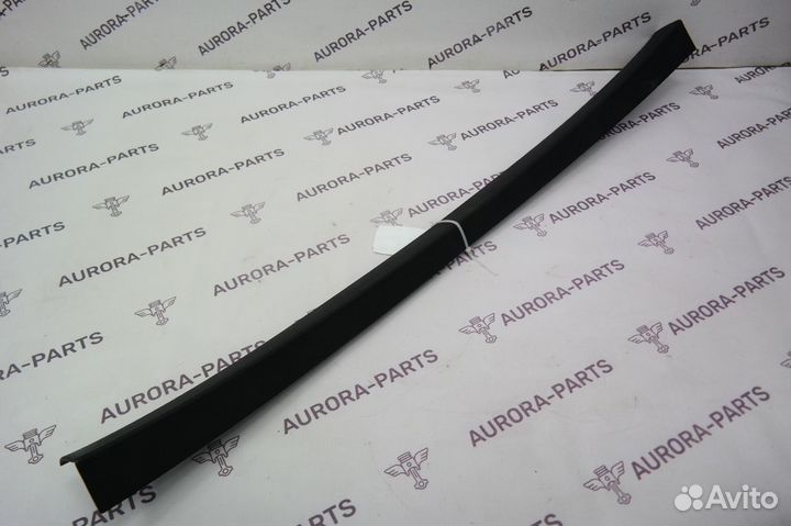 Обшивка крышки багажника audi Q7 2009-2015