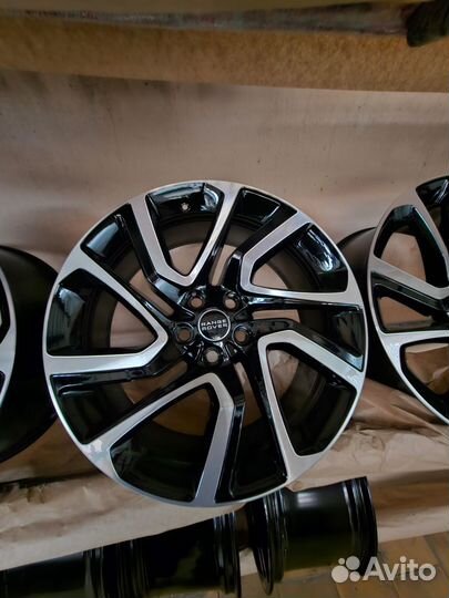 Комплект оригинальных дисков Range Rover Sport