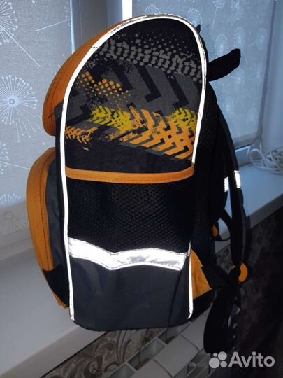 Школьный рюкзак