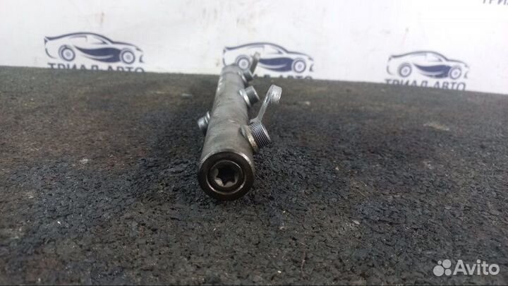 Рампа топливная правая Mercedes Ml W164 OM642.940