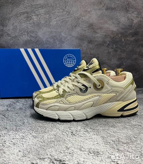 Кроссовки adidas astir