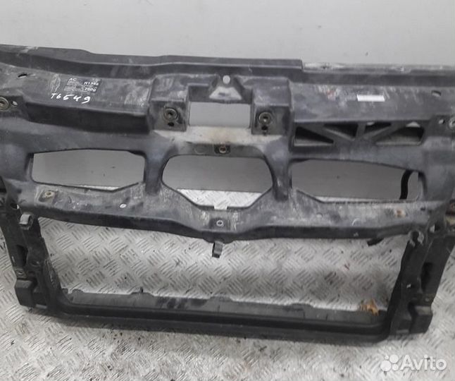 Панель передняя (телевизор) Volkswagen Bora