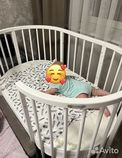 Детская кроватка трансформер с маятником