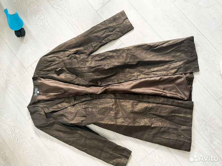 Плащ пиджак 46