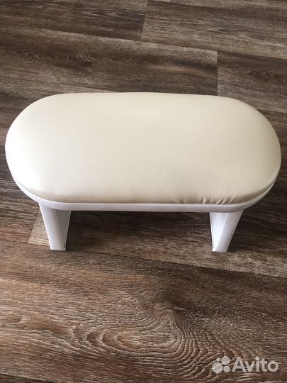 Подлокотник для маникюра